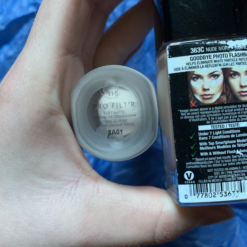 Makeup Bundle - Picture 3 of 6